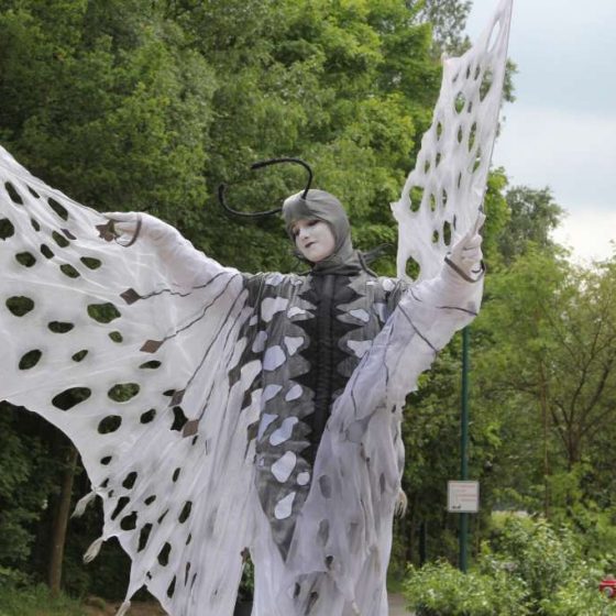 stelzentheater circolo-vier elemente Luft-stelzenläufer-stelzen-Siegen